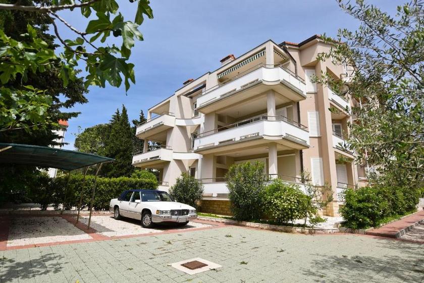 Standard Apartment